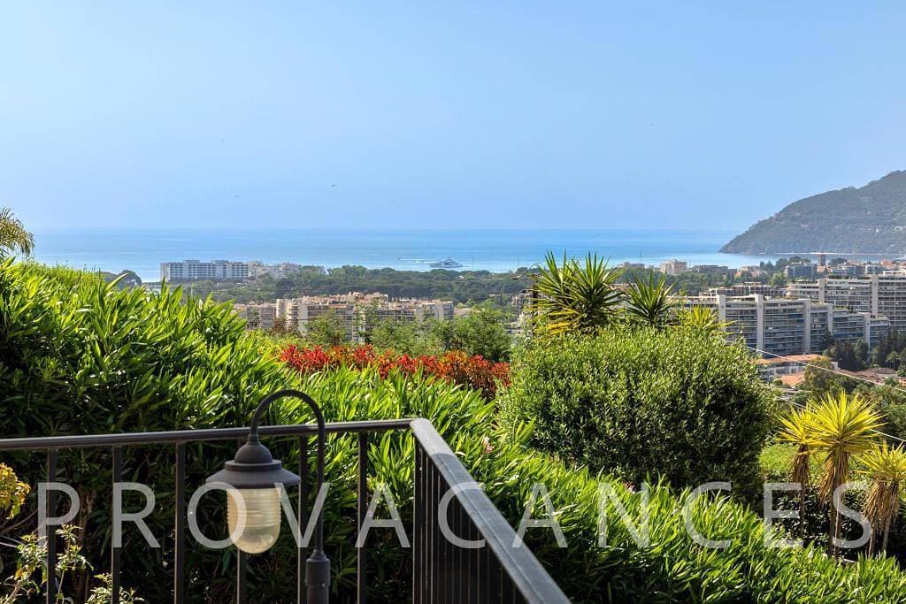 Foto 4 von 61: Ferienhaus mit Pool in Mandelieu-la-Napoule in der Nähe von Cannes