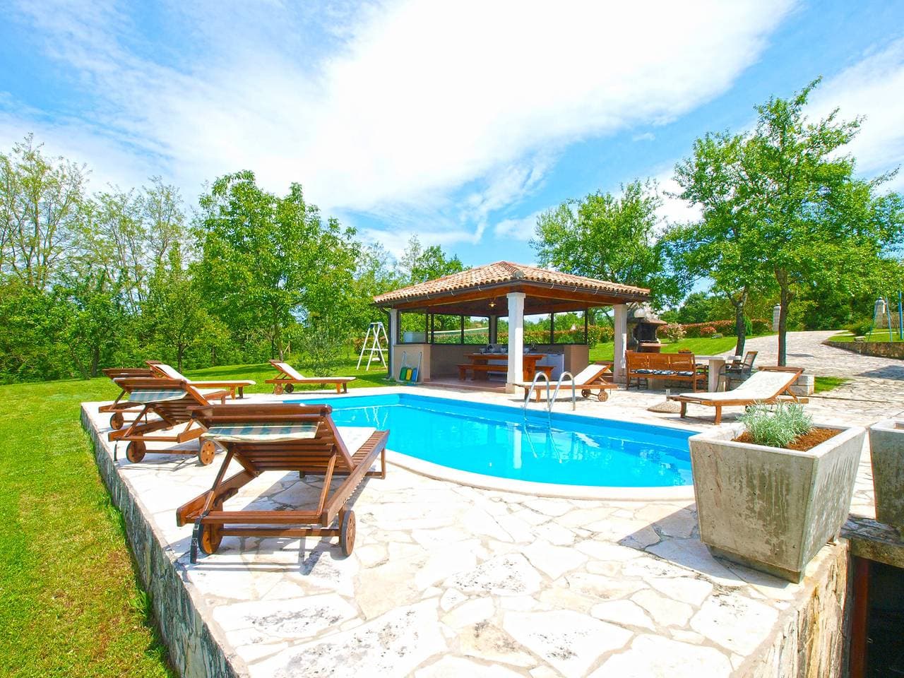 Foto 5 von 37: Ferienhaus für 7 Personen mit Terrasse