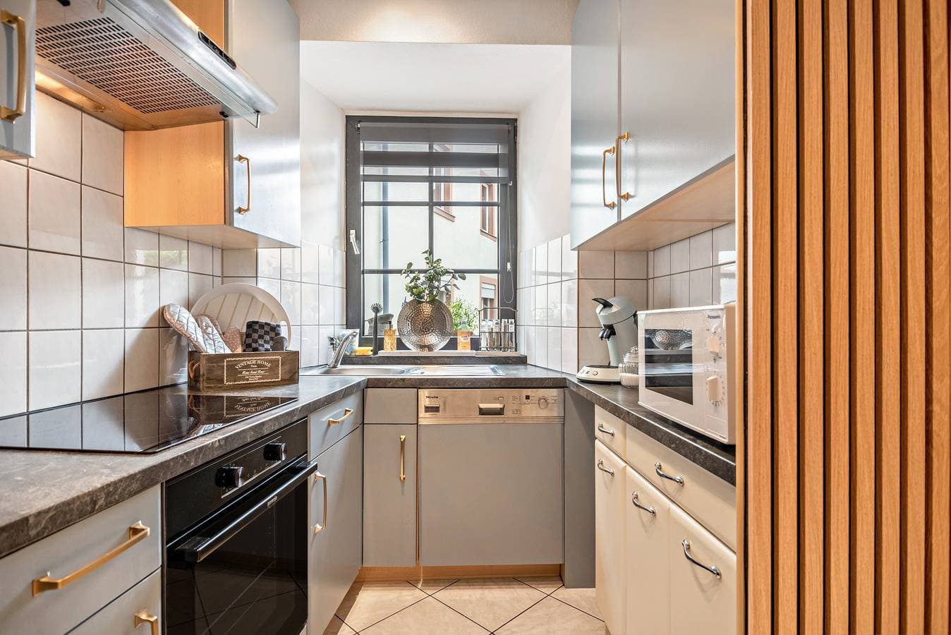 Foto 6 von 21: Ferienhaus 'Kleines Stadthaus-Komfort' mit Sauna