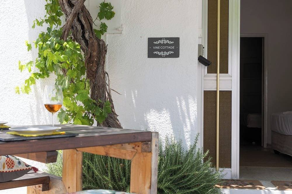 Vine Cottage Cyprus · Limassol Vine cottage| Akrotiri Seaside Retreat 1