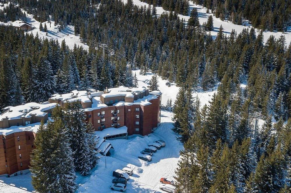 Foto 8 von 15: Charmante Ski-in-Ski-out-Wohnung mit Südbalkon in Courchevel 1850