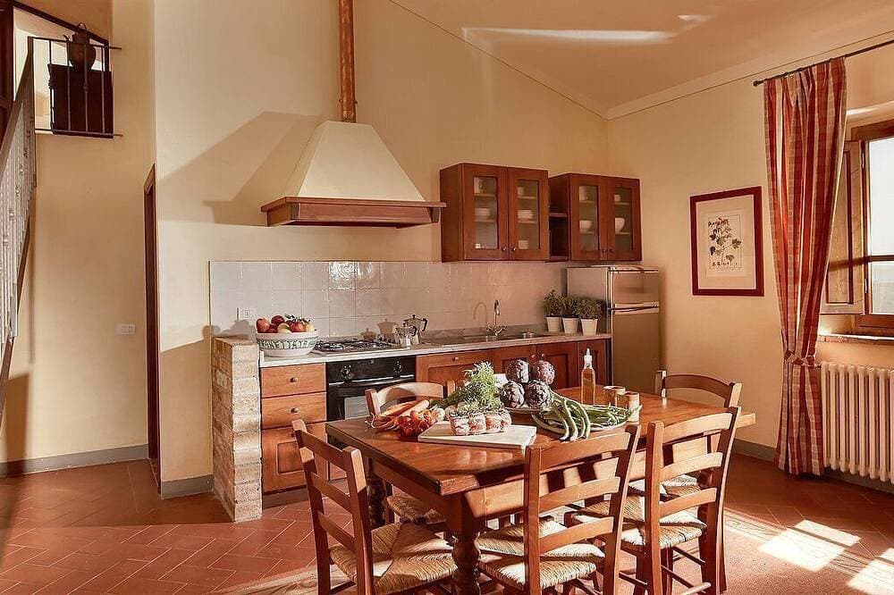 Foto 10 von 16: Casa Ramisia M: A characteristic and welcoming two-story apartment that is part of an ancient country house surrounded by a wonderful park, with Free Wi-Fi.