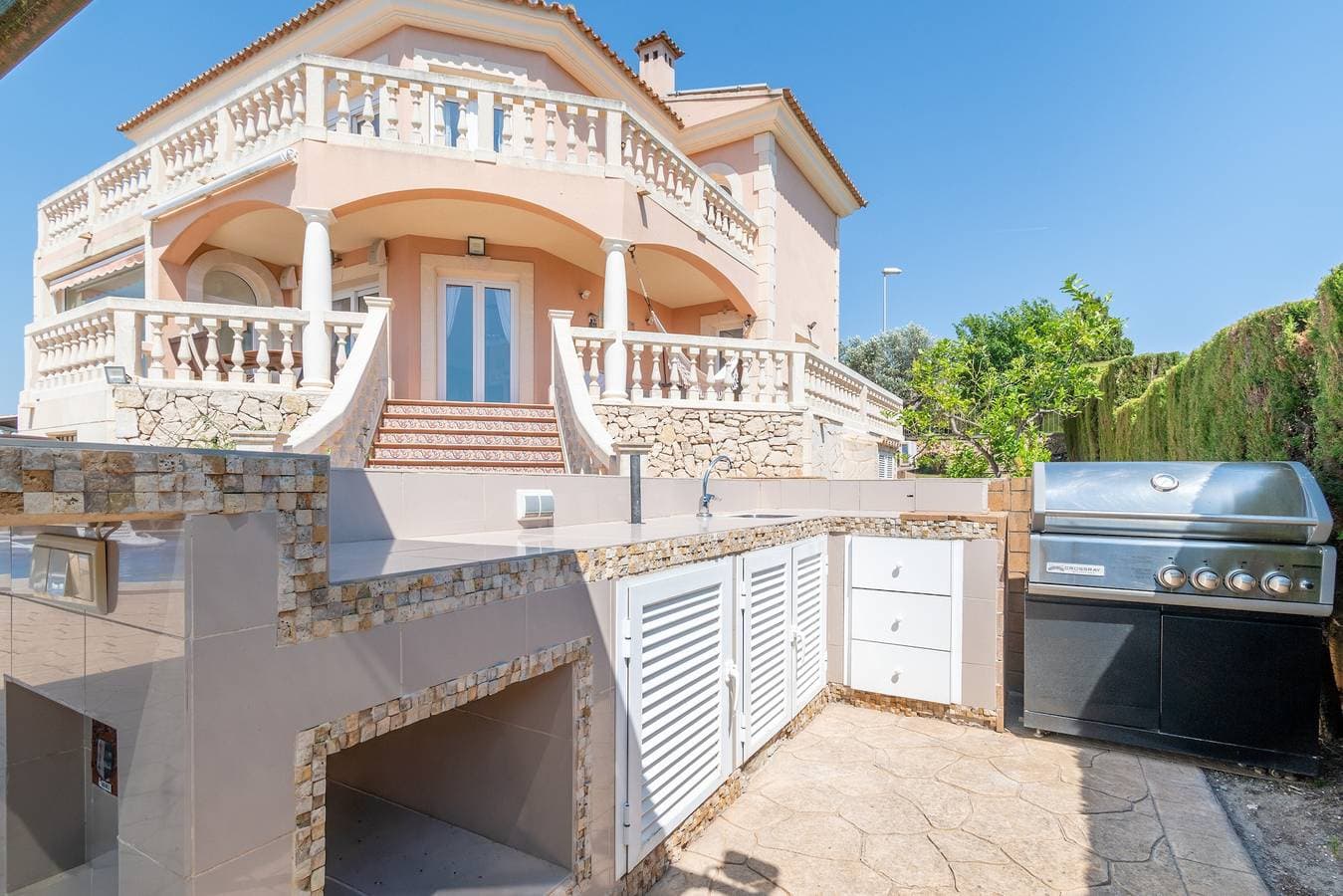 Foto 3 von 33: Villa 'Can Martinez' mit privatem Pool, WLAN und Klimaanlage