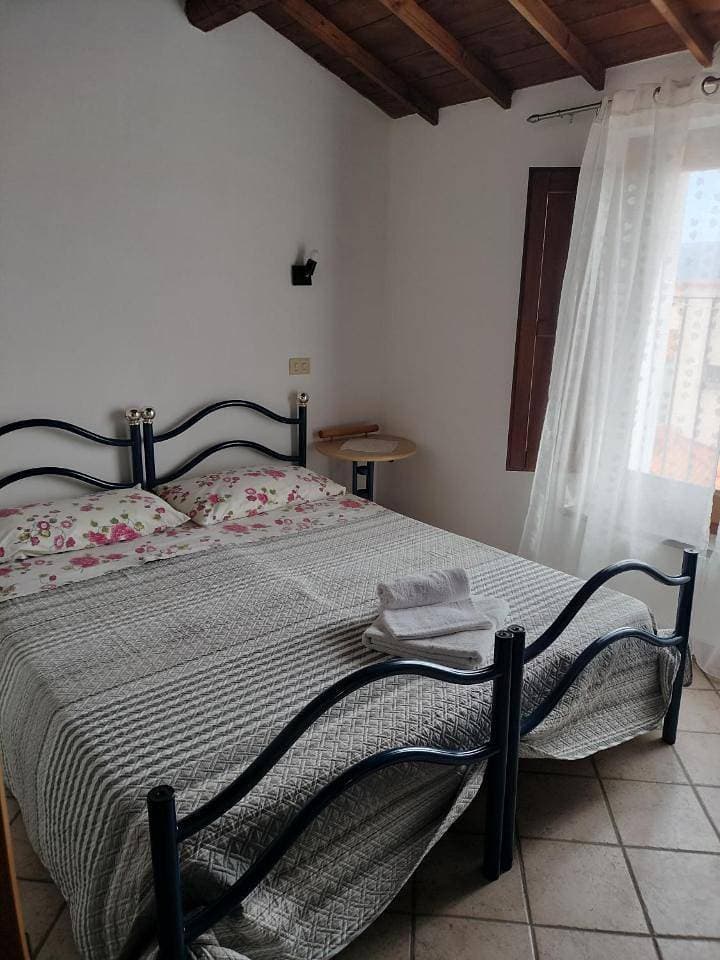 Foto 9 von 12: Double Room with Private External Bathroom