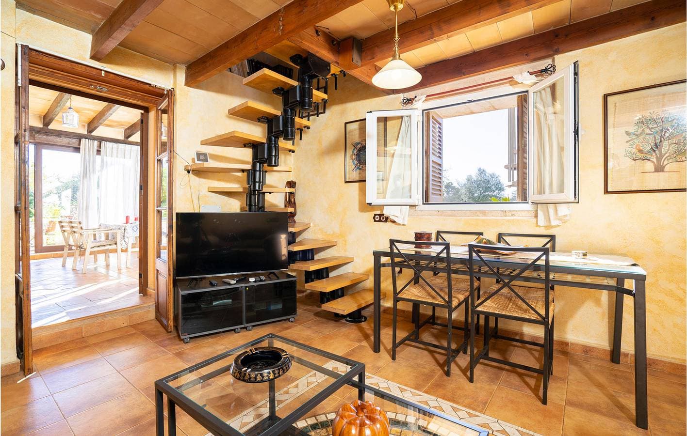 Foto 4 von 36: Schicke Sineu Wohnung: A/C, Pool, Terrasse & Grill