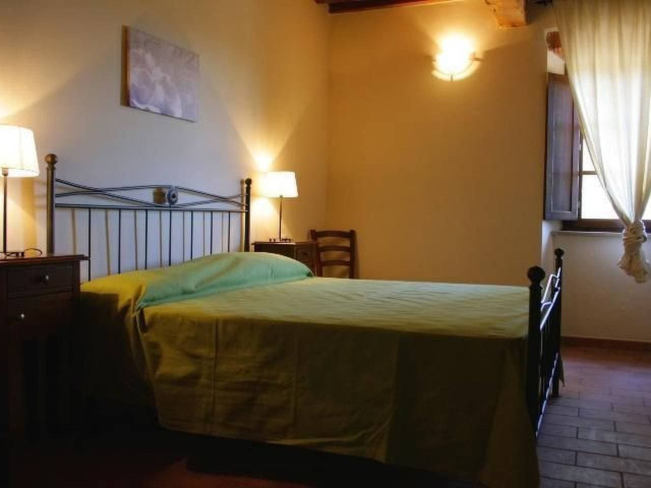 Foto 5 von 53: Zwei-Zimmer-Wohnungen im ersten Stock mit kleinem Außenbalkon