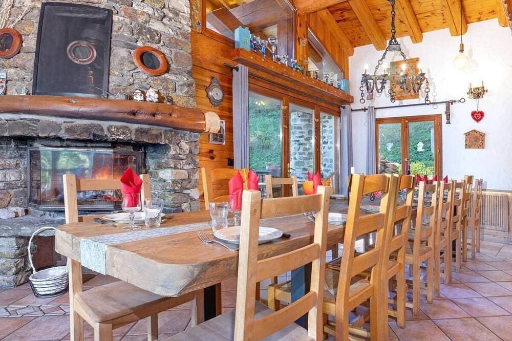Foto 9 von 30: Landhaus, wifi, skiurlaub an der piste, sauna, terrasse, balkon, kamin oder ofen für holz