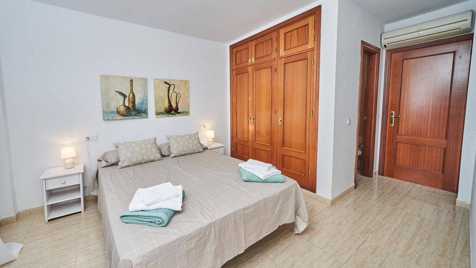 Foto 7 von 30: Villa Pura - Private Heated Pool & Jacuzzi Nerja by Ruralidays