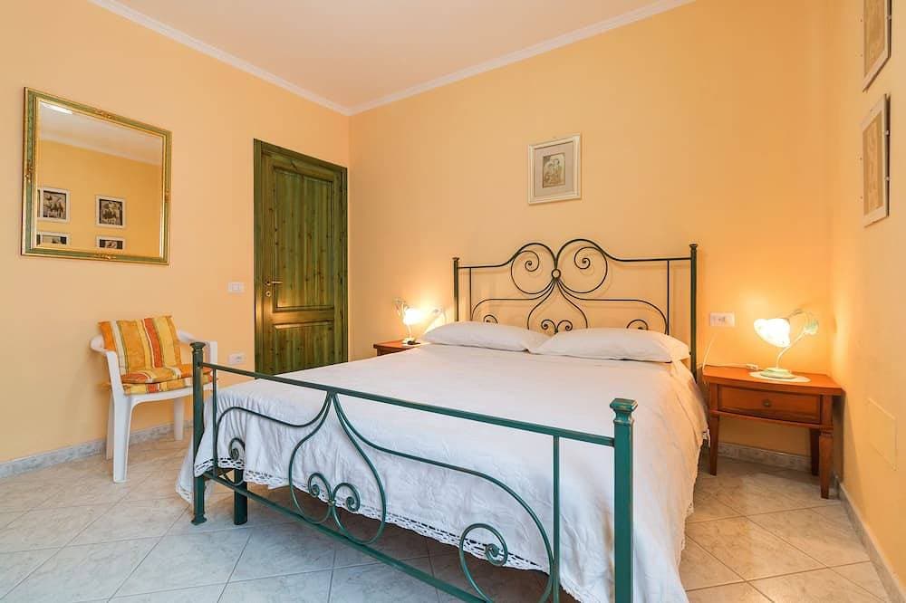 Foto 4 von 30: Super view from the lovely and cozy house in Cala Gonone ideal for vacation