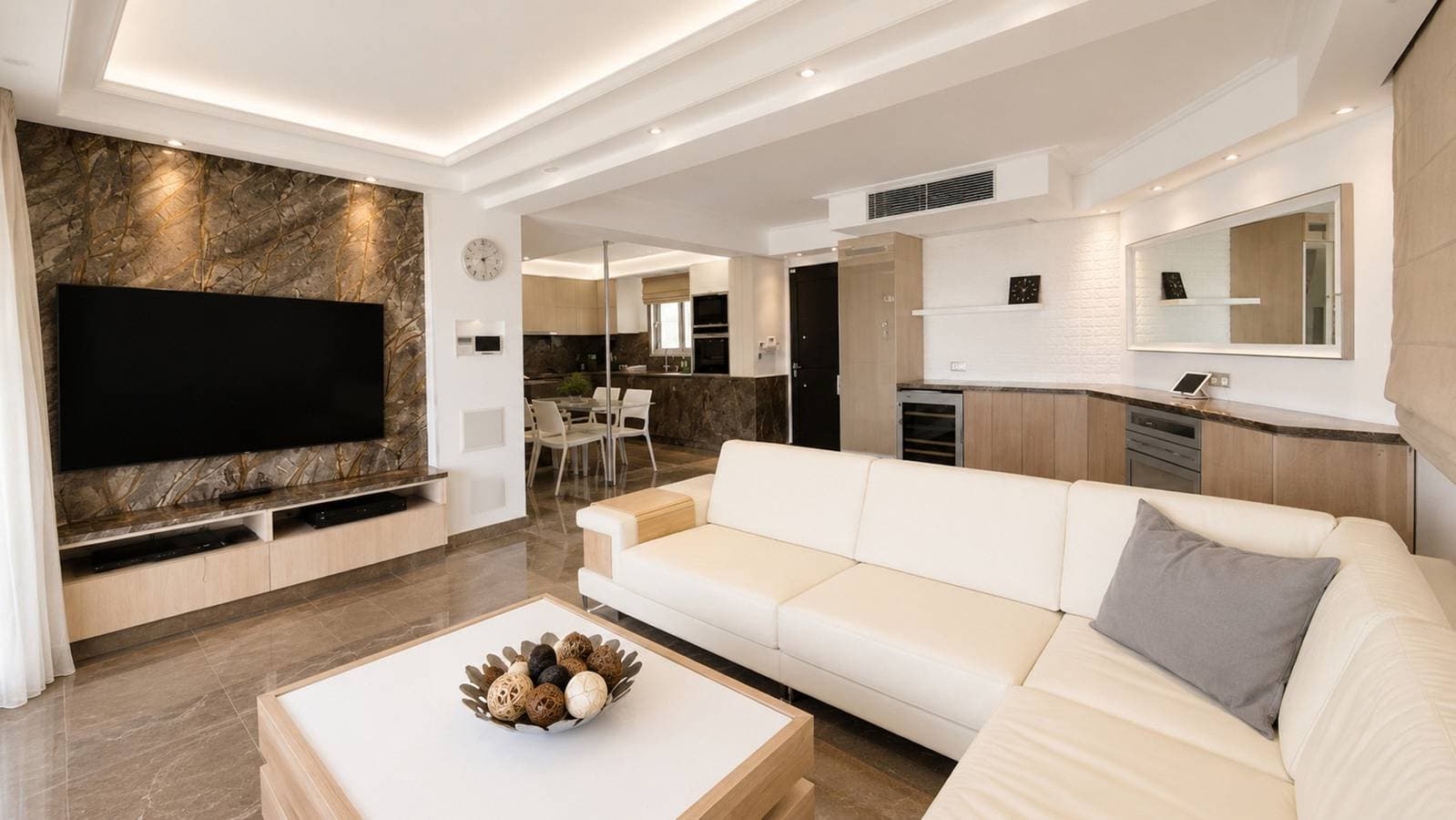 Foto 13 von 22: Trident Luxury Beach Apt