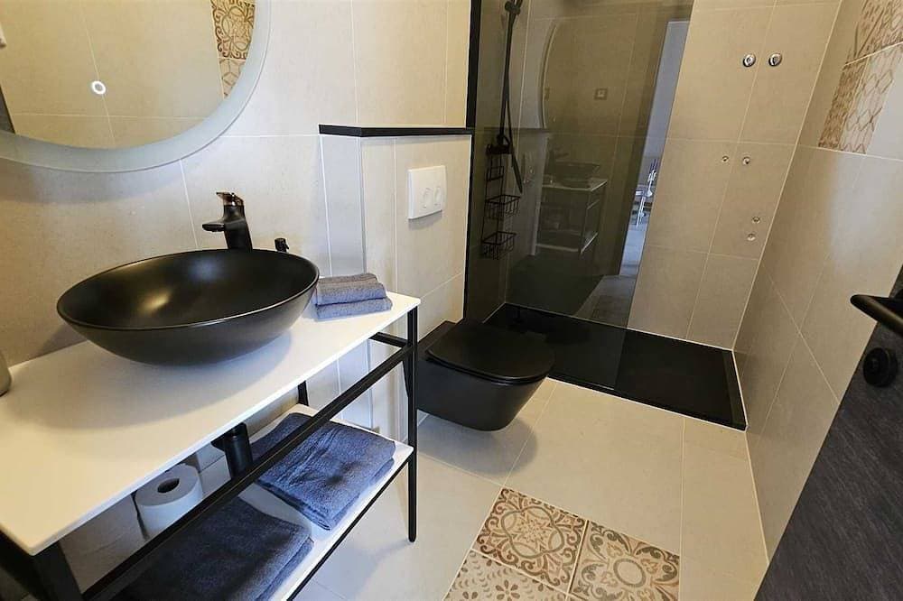 Foto 5 von 24: Casa Bianca Ferienwohnung mit 1 Schlafzimmer mit Balkon 1