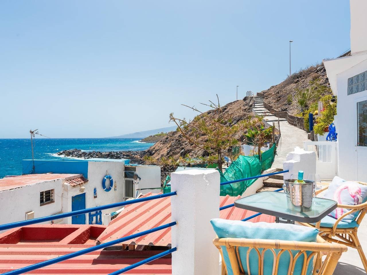 Foto 8 von 28: Apartment mit Meerblick, Küche und Balkon, 2 km vom Strand von Radazul entfernt