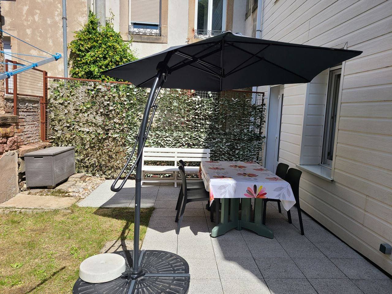 Foto 13 von 19: Gemütliche, renovierte Wohnung mit Terrasse im Zentrum von Épinal, nahe Bahnhof und Freizeitaktivitäten