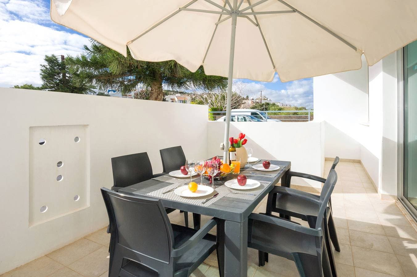 Foto 6 von 35: Ferienwohnung für 5 Personen mit Pool
