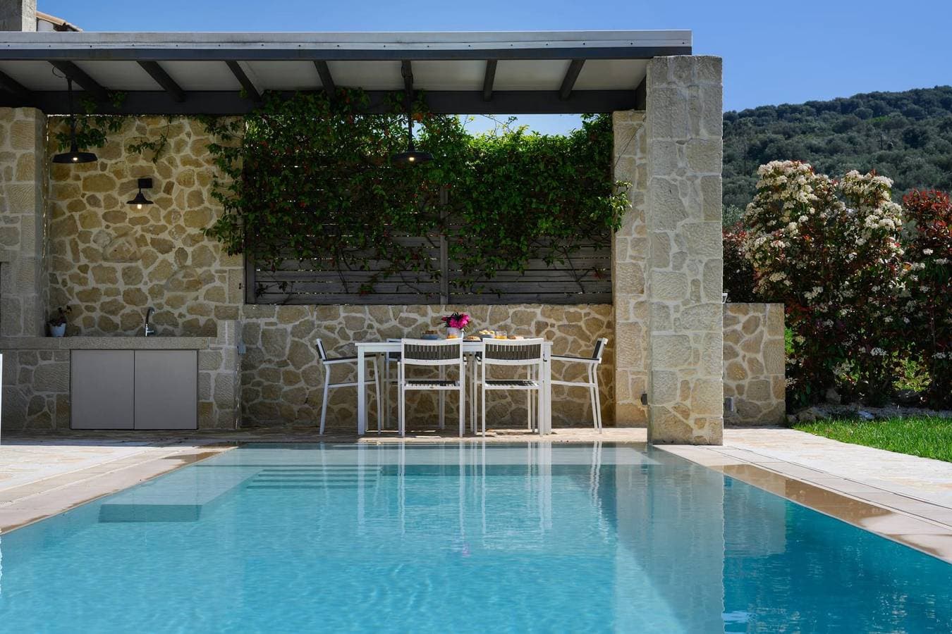 Foto 3 von 25: Villa für 6 Personen mit Garten