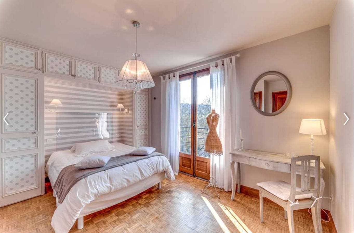 Foto 6 von 20: Charmantes Ferienhaus 'Le Gîte De La Tour' mit privater Terrasse, Garten und WLAN