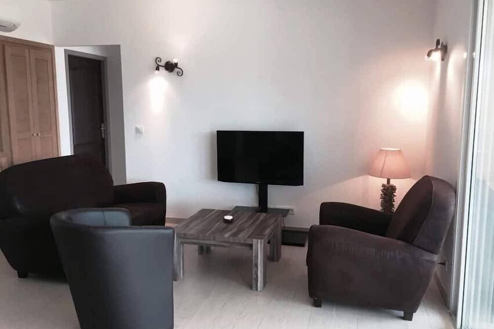 Foto 6 von 29: Villa in der Nähe von den Stränden des Golfs von Valinco, Catering 4 *