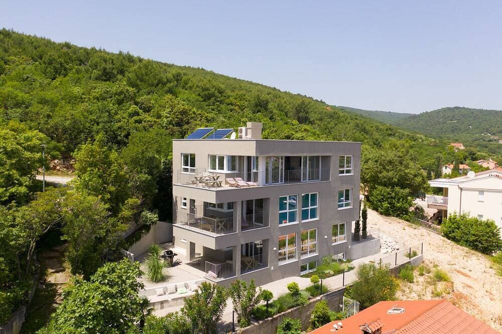 Exklusives Apartment in Sveta Marina, Istrien, 1.Og - unmittelbar am Meer 1