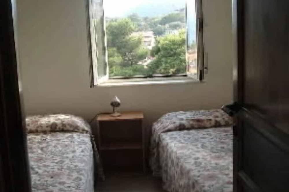 Foto 3 von 18: Sardinien - Cala Gonone (Nu) - Meer und Berge - Apartment für 4 Personen, 80 m vom Meer entfernt, mit herrlicher Sicht auf den Golf