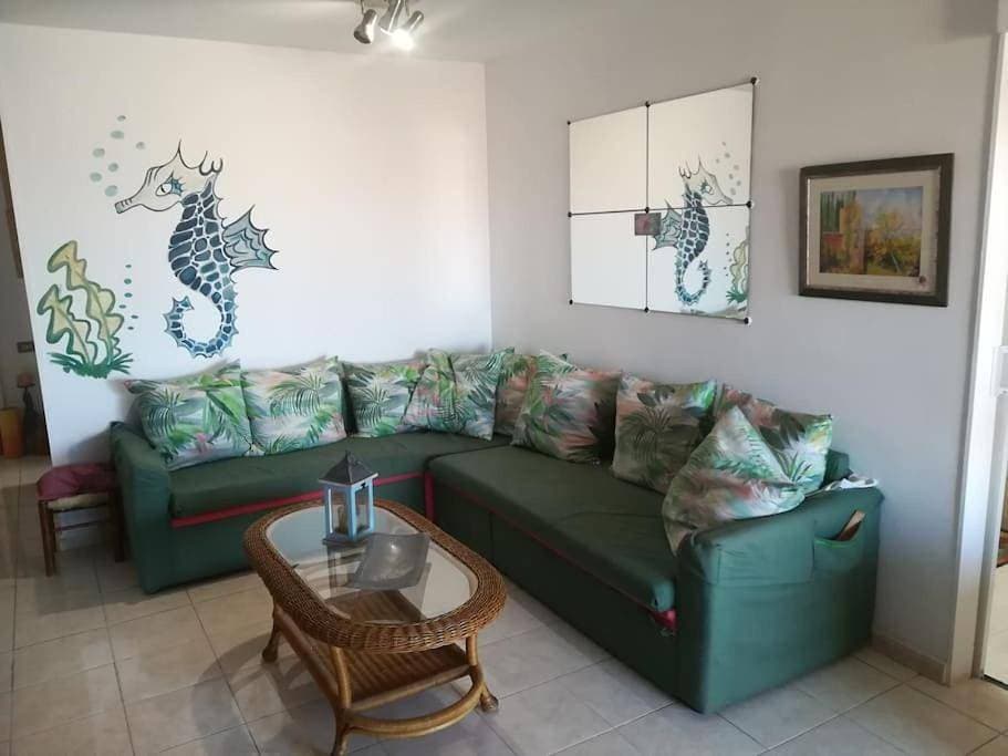 Foto 4 von 16: Two-Bedroom Apartment with Balcony and Sea View