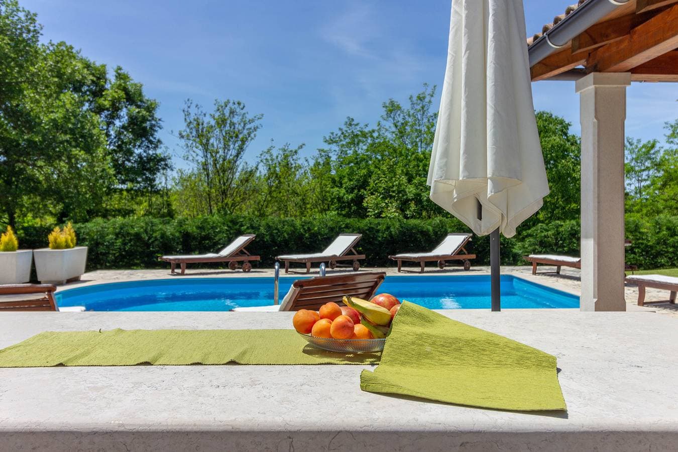 Foto 10 von 53: Villa für 12 Personen mit Pool
