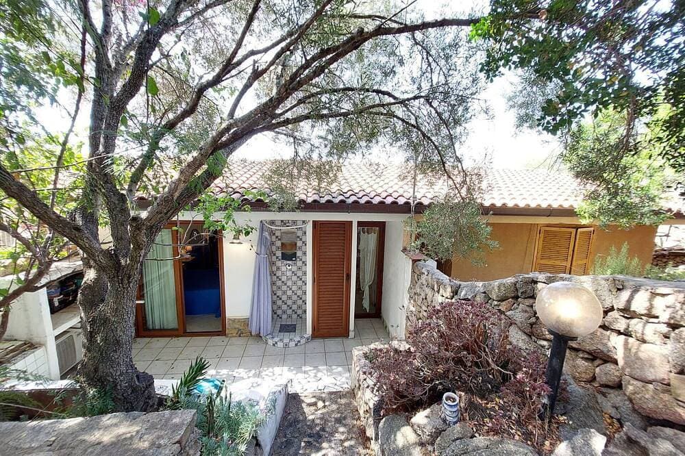 Foto 13 von 25: Herrliche Wohnung mit Klimaanlage, TV, Terrasse, Haustiere erlaubt und Panoramablick