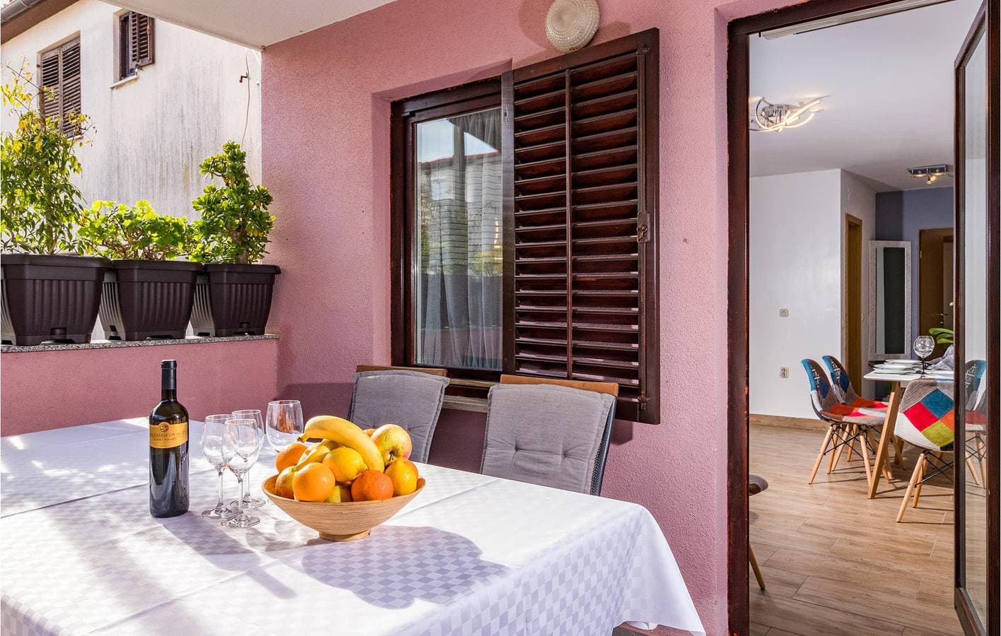 Foto 6 von 23: Urlaub am Meer: Gemütliche Ferienwohnung mit Pool, Terrasse und WLAN