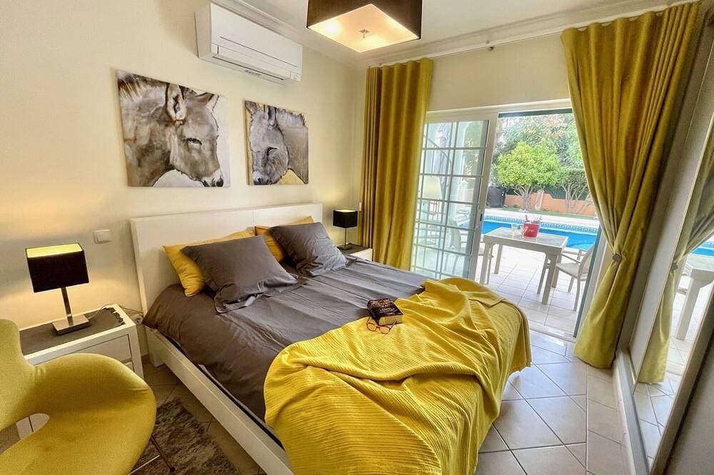 Foto 4 von 30: Exklusive Ferienvilla nahe Meia Praia, Lagos – Pool, WLAN, AC & mehr