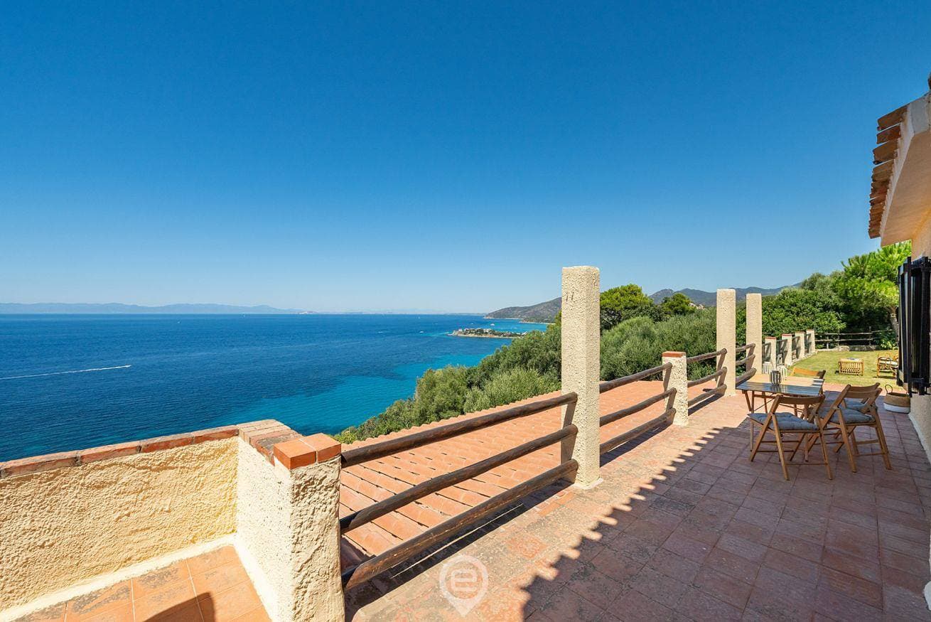 Foto 6 von 41: Villa für 4 Personen mit Garten