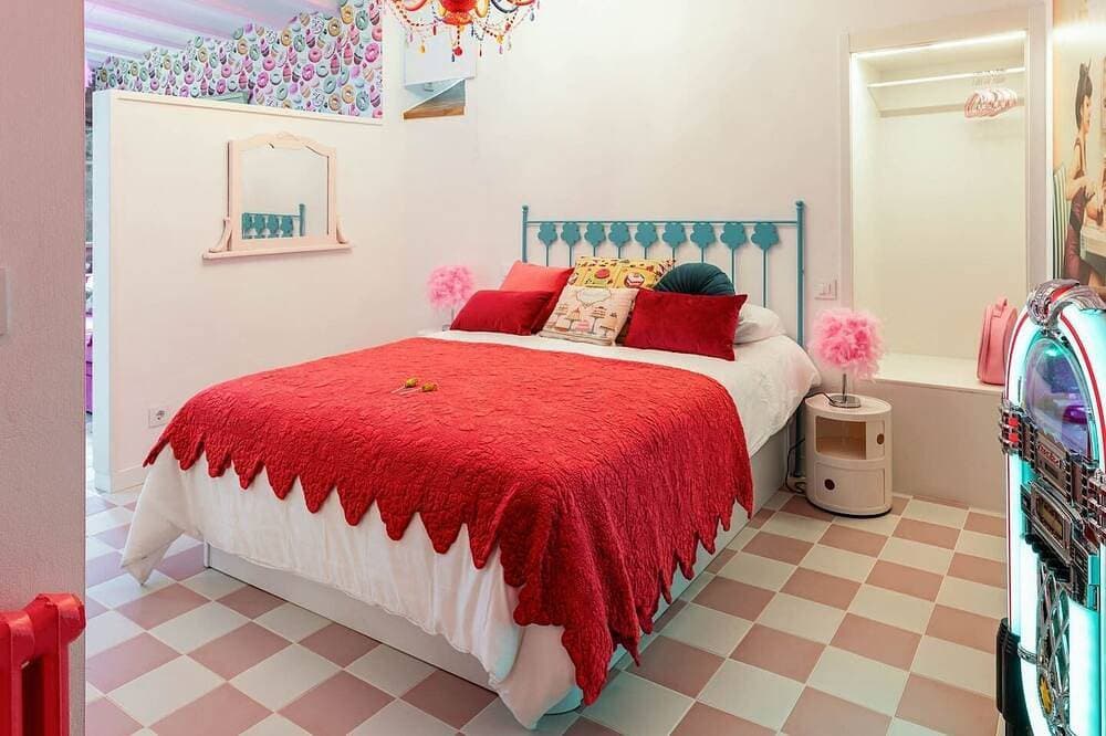 Foto 6 von 16: The 50's Suite. Barbie's summer house. Bathtub and jukebox