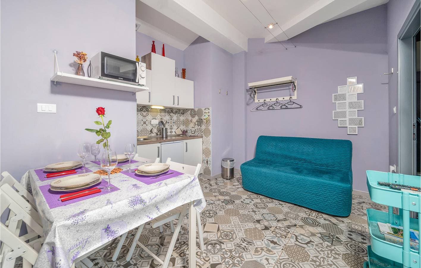 Foto 7 von 33: Gemütliches Apartment mit Meerblick, WLAN, Klimaanlage und Terrasse – 2 km vom Strand entfernt