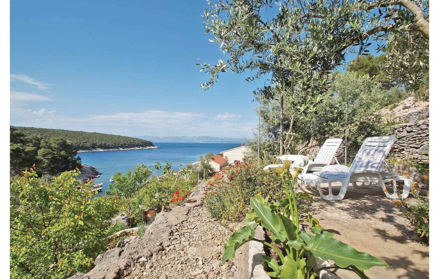 Foto 10 von 33: Gemütliche Ferienwohnung mit Terrasse, 2,5 km vom Strand entfernt und mit moderner Ausstattung