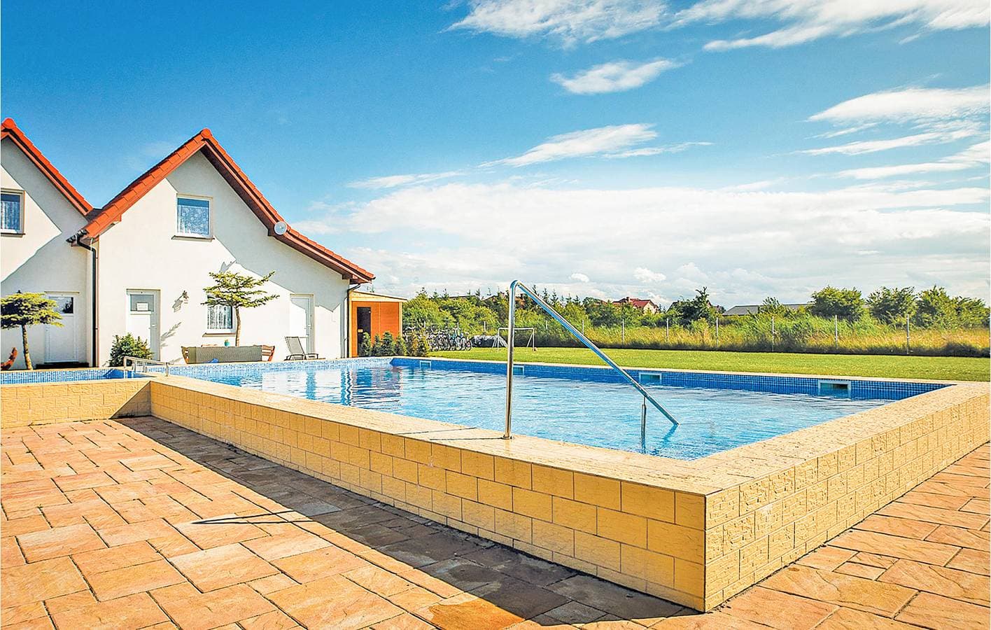 Foto 2 von 28: Ferienhaus für 5 Personen mit Pool