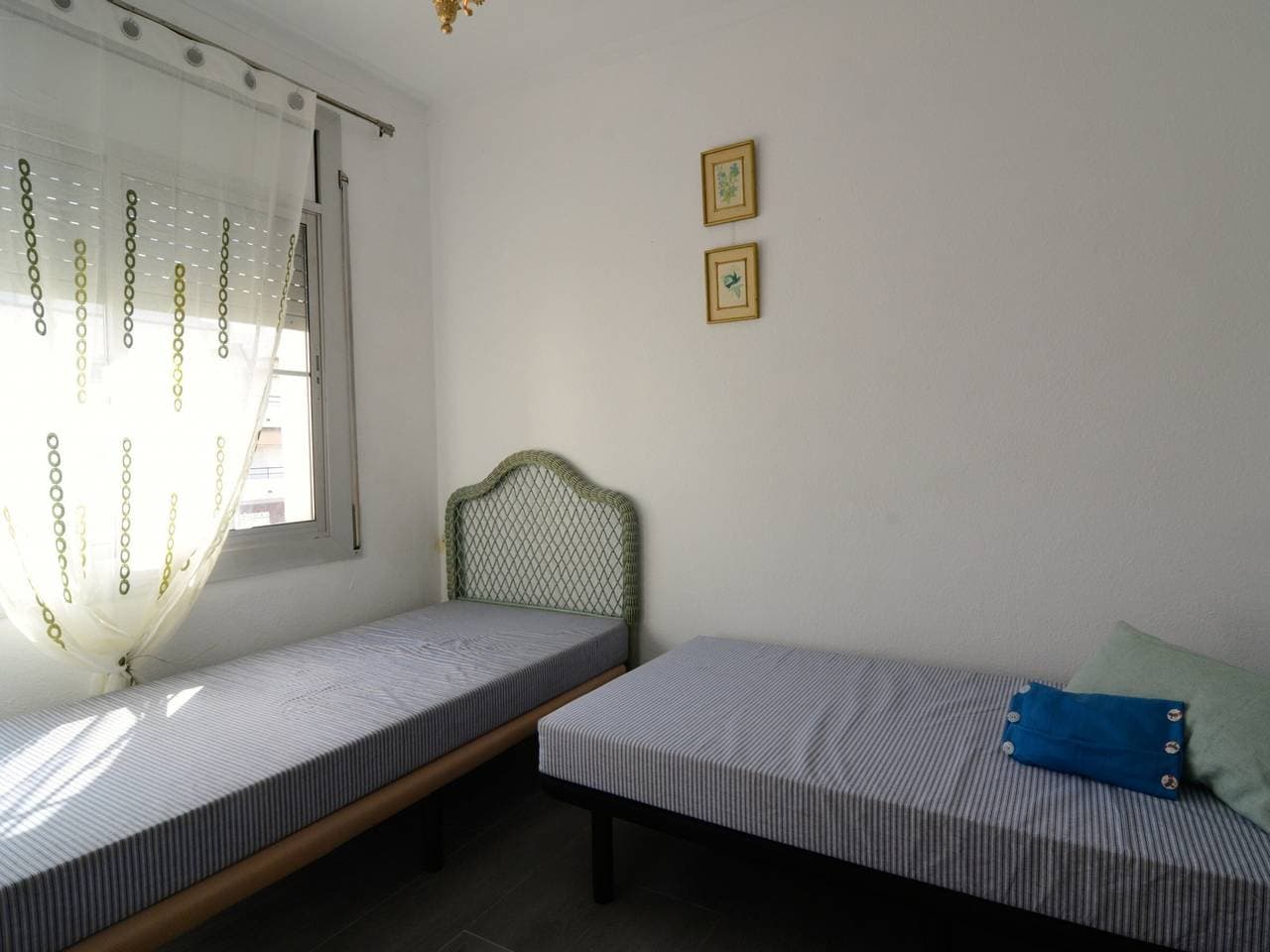 Foto 10 von 17: Geräumige 3-Zimmer-Wohnung mit WLAN und Klimaanlage im Stadtzentrum.