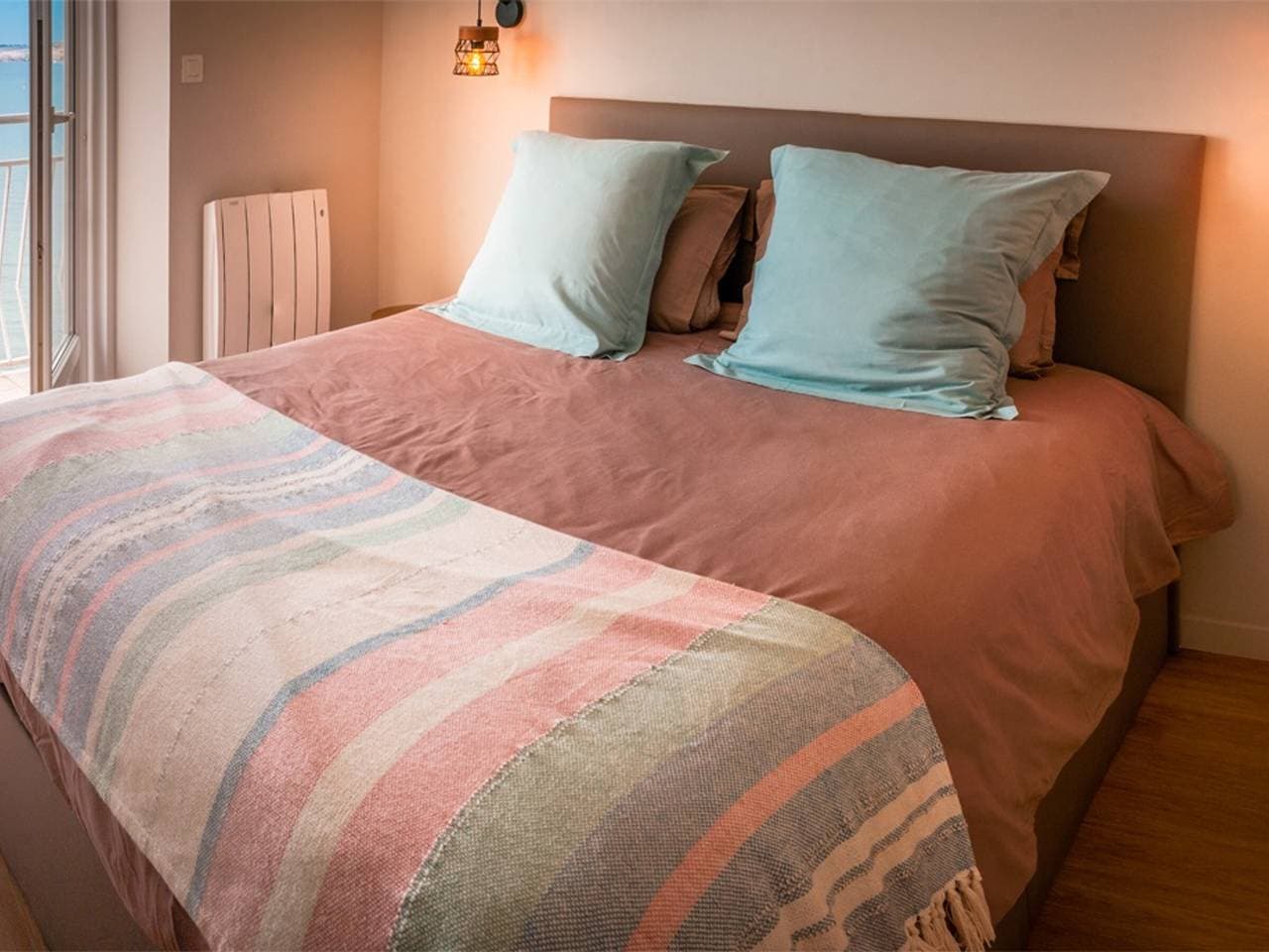 Foto 12 von 32: Gemütliche 2-Zimmer-Wohnung am Meer mit 3 Balkonen und WIFI in Larmor-Plage
