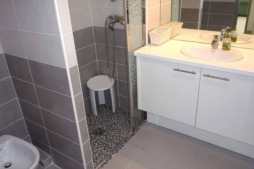 Foto 6 von 27: 🌊🌞 ***** Premium-Apartment direkt am Meer – 65 m² – Eleganz & Ruhe