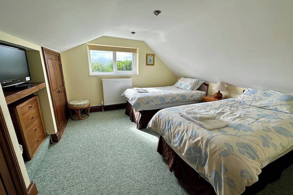 Foto 3 von 22: Ferienhaus mit zwei Schlafzimmern in ruhiger ländlicher Umgebung.
