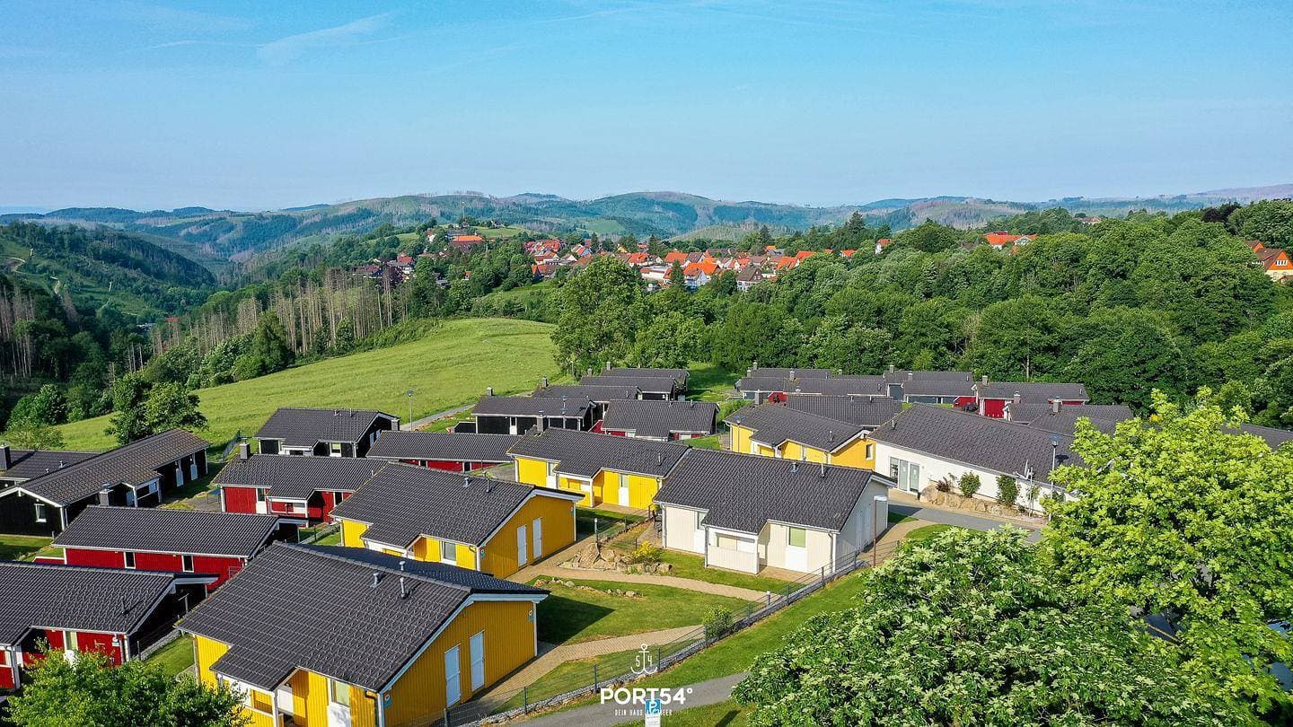 Foto 2 von 27: Panoramablick 11 - skandinavisch, gemütliches Ferienhaus mit Sauna