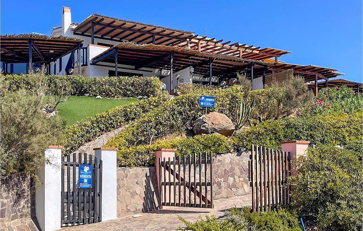 Apartment mit Meerblick, Terrasse, WLAN und Parkplätzen an der Straße – 600 m vom Strand entfernt 1