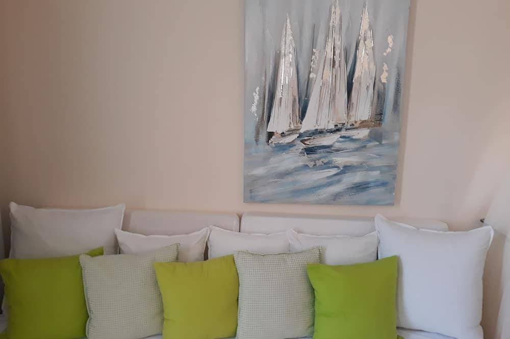 Foto 6 von 30: Farbiges Frini Apartment mit Blick auf den Pool in der Nähe von Rethymno auf Kreta
