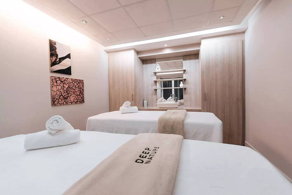 Foto 4 von 17: Center Parcs - Domaine des Bois-Francs - Premium Zimmer 2 Personen