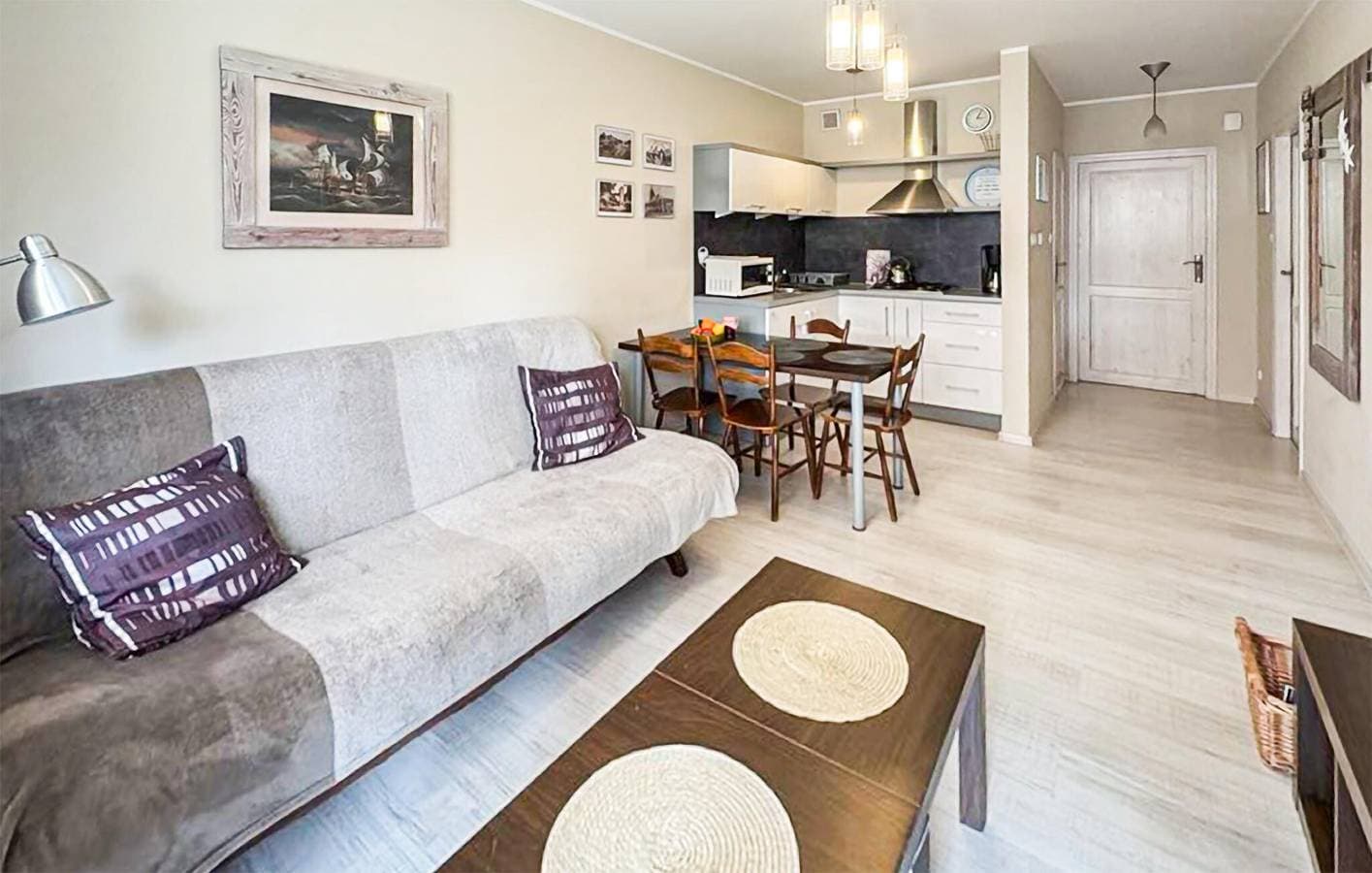 Foto 2 von 23: Ferienwohnung für 5 Personen mit Terrasse