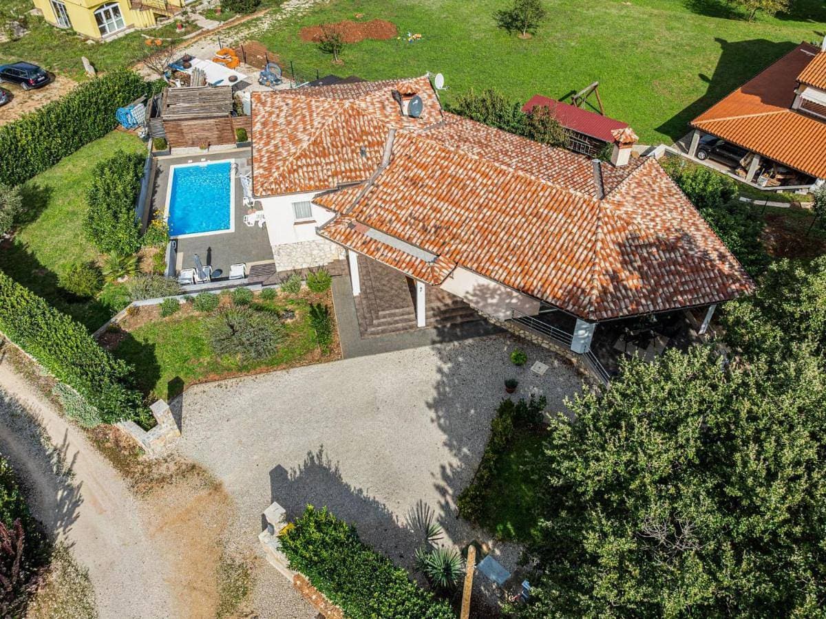 Holiday Home mit Blick auf das Wasser by Interhome 1