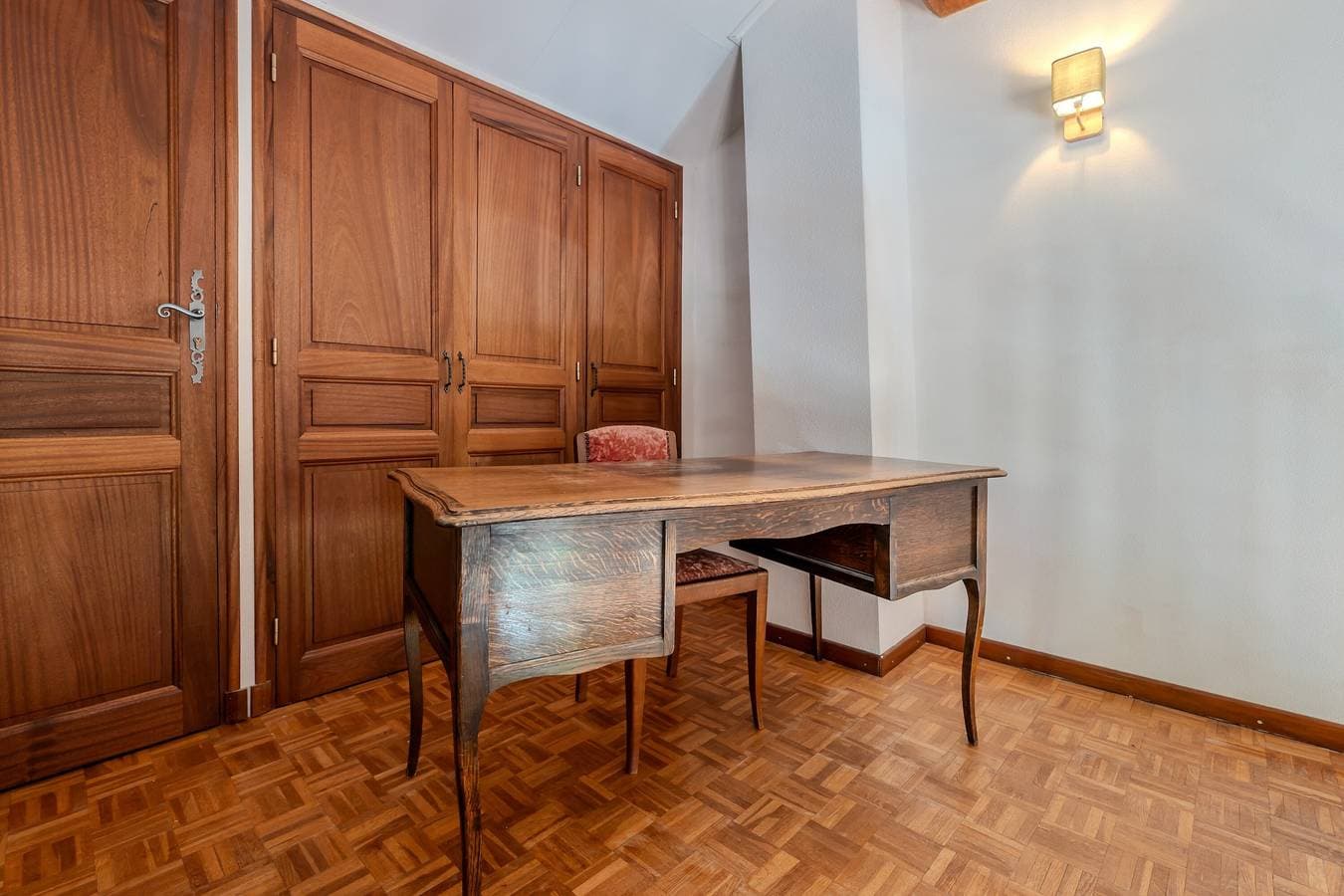 Foto 13 von 22: Ferienhaus 'Notre Dame' mit Bergblick, privater Terrasse und WLAN