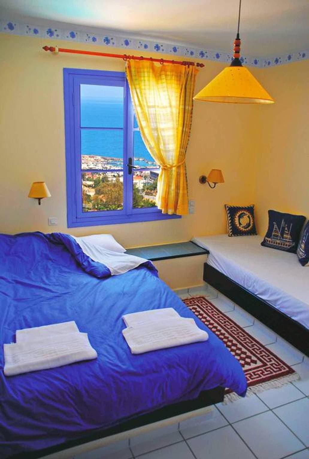 Foto 7 von 21: Ganze private Suite mit Meerblick mit Balkon, Gemeinschaftspool und Klimaanlage