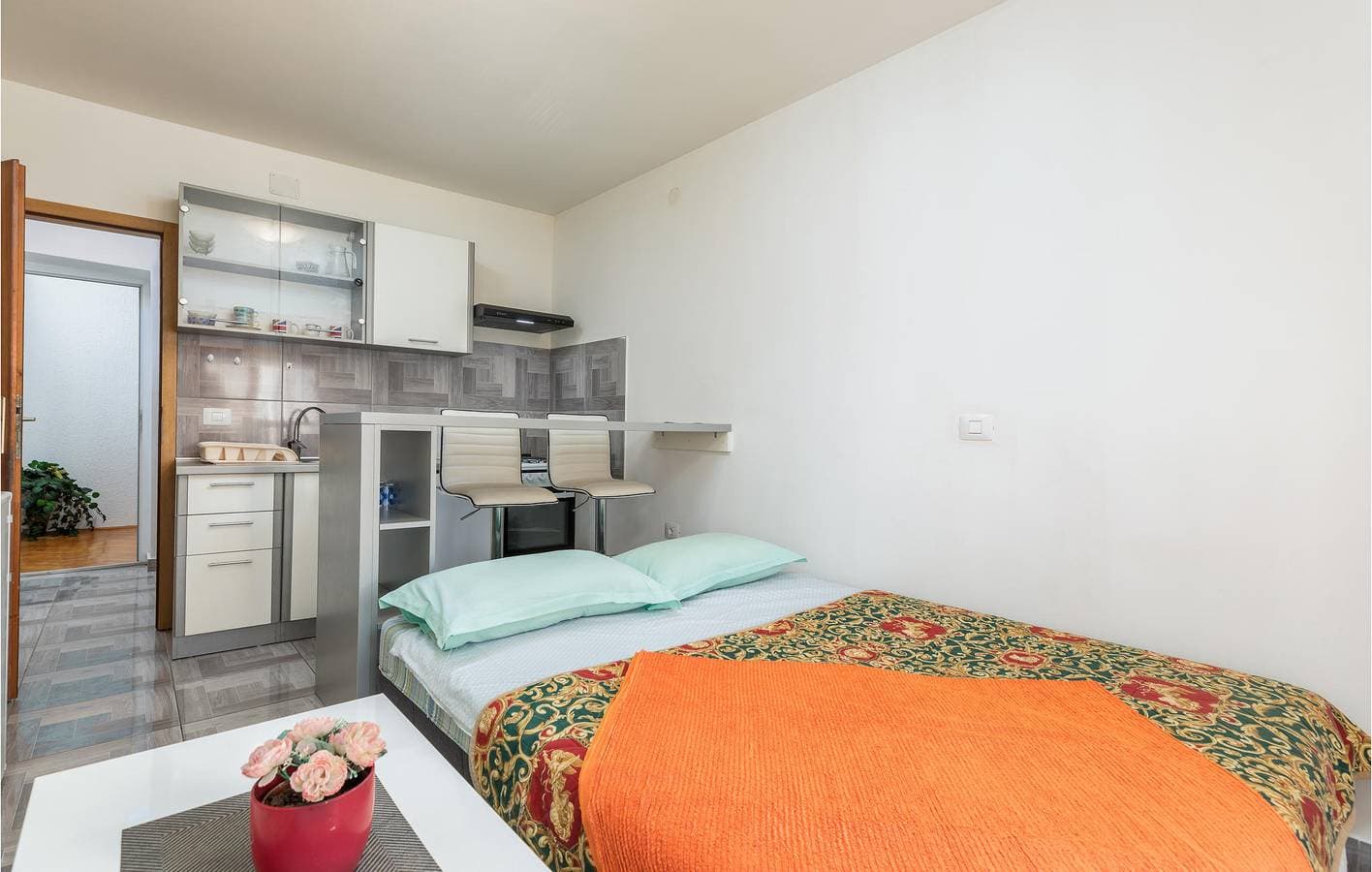 Foto 6 von 22: Charmantes Apartment mit Terrasse in Strandnähe – WLAN und Parkplatz inklusive!