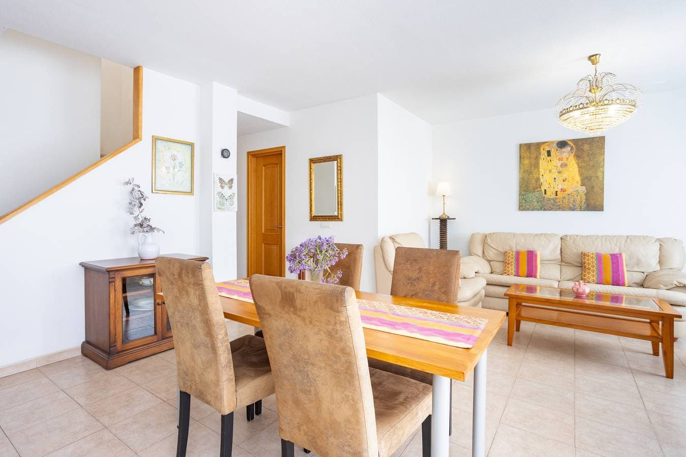 Foto 6 von 37: Ferienwohnung für 4 Personen mit Terrasse