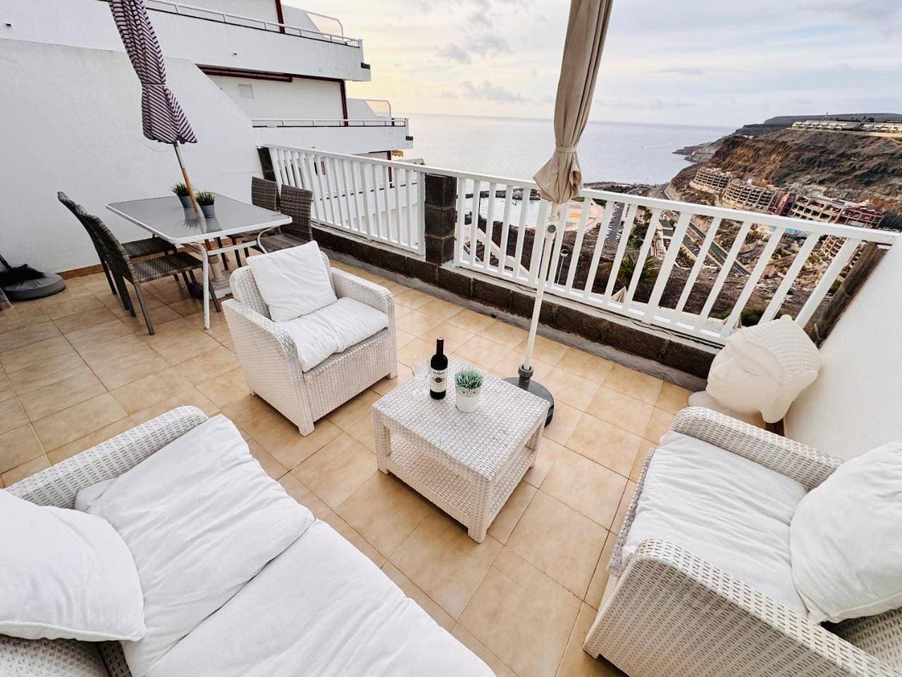 Foto 9 von 52: Apartment with Sea View