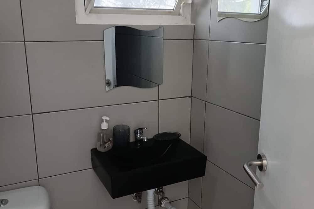 Foto 5 von 30: Bungalow 'Private House Ocean View - 3' mit Gemeinschaftspool, Garten & WLAN