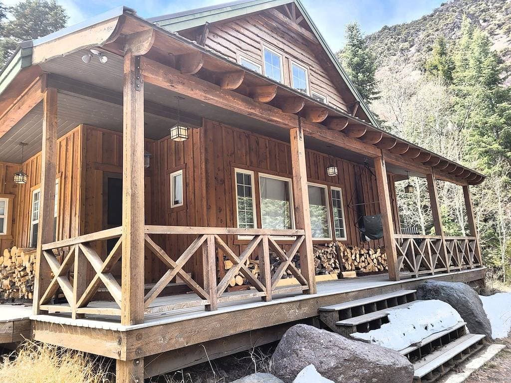 Foto 13 von 15: Private Cabin on Beautiful River! Enjoy the popular Paiute Atv Trail.